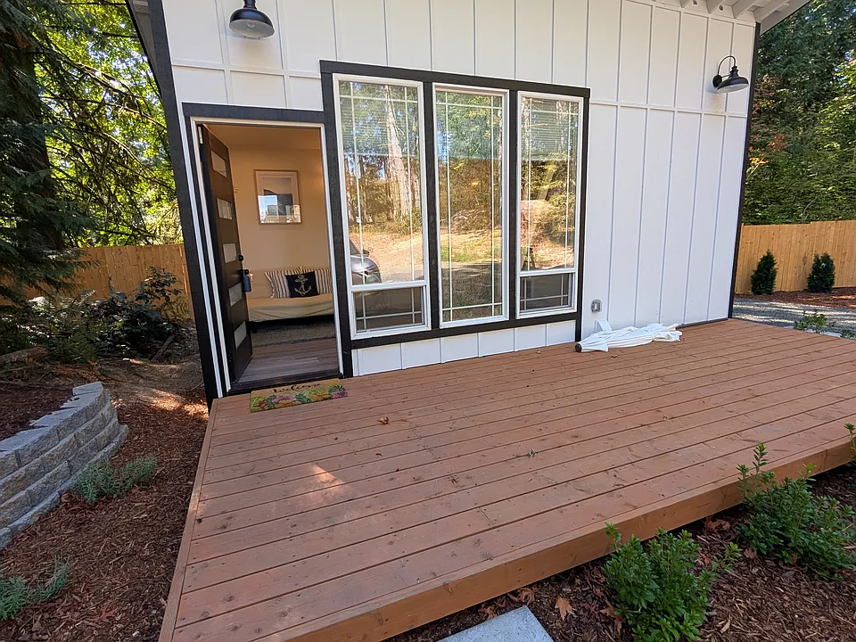 101 SE Mallard Beach Ln #1A