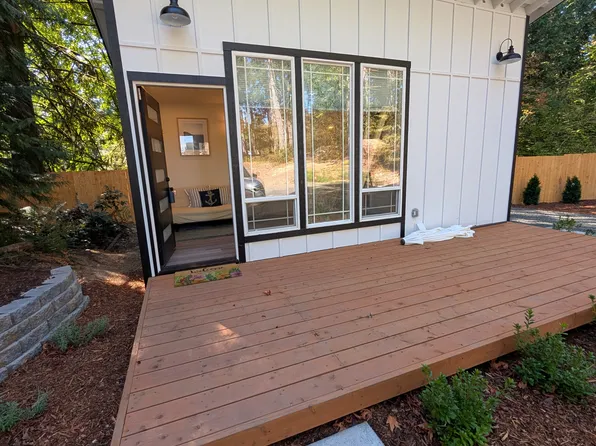 101 SE Mallard Beach Ln #1A, Shelton, WA 98584