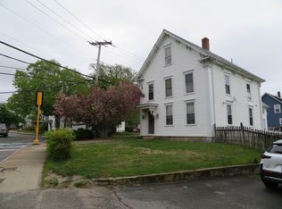 160 High St APT 3, Wareham, MA 02571