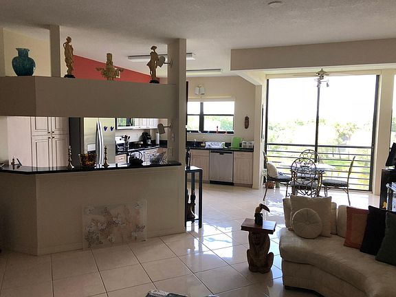 3rd image of 5408 Eagles Point Cir