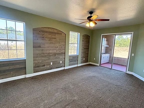 5th image of 331 Marion Oaks Trl