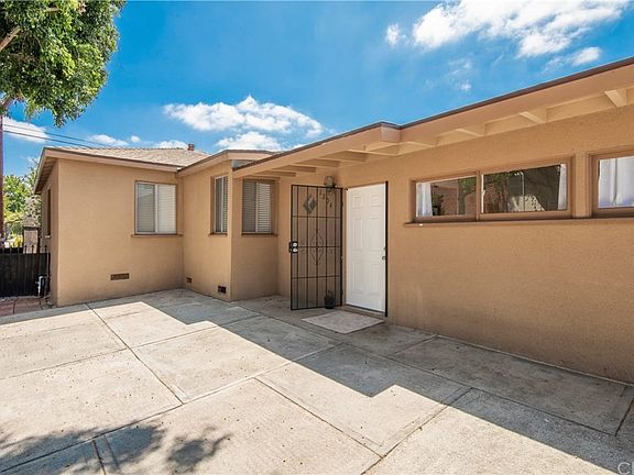 3rd image of 1204 E Poinsettia St