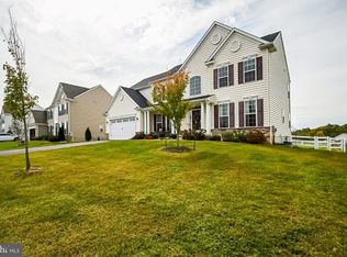 416 W Furrow Ln, Newark, DE 19702