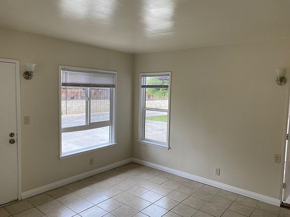 2nd image of 235 N Lincoln Ave APT D