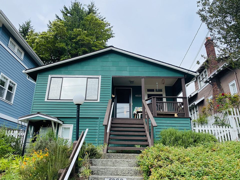 1st image of 4023 1st Ave NE Unit A
