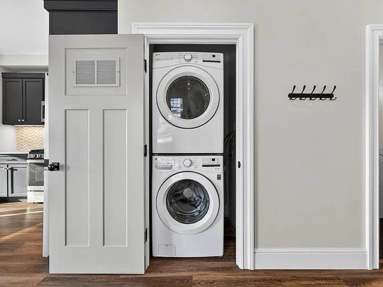 96 East Ave - Apt 6 - LG Washer / Dryer - "Somerset"
