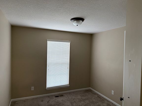 5th image of 9821 N Hawthorne Ave