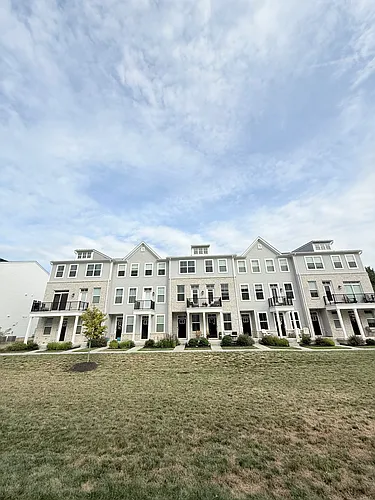 927 Anvil Ct Photo 1