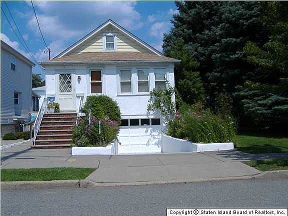 1st image of 480 Saint Pauls Ave