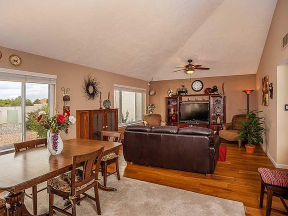 5th image of 6132 Rosetree Pl NE