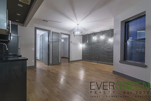 Rented by ERNY LLC | media 4