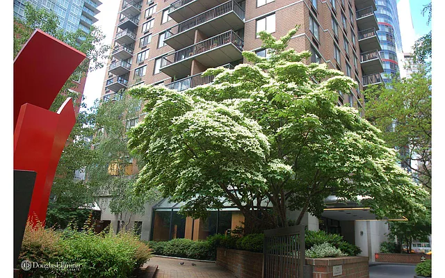 Sold by Douglas Elliman | media 20