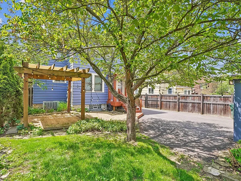 94 Acton Rd — Photo 7