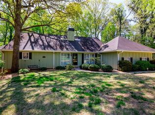 1809 Forest Springs Ct, Atlanta, GA 30338