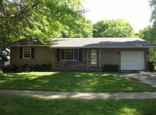 1811 California Ave, Iowa City, IA 52240
