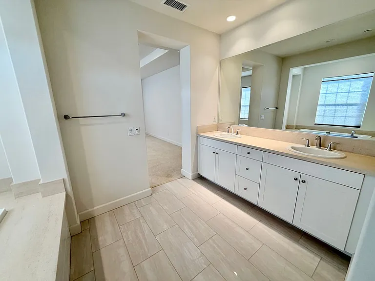 110 Briar Rose — Photo 24