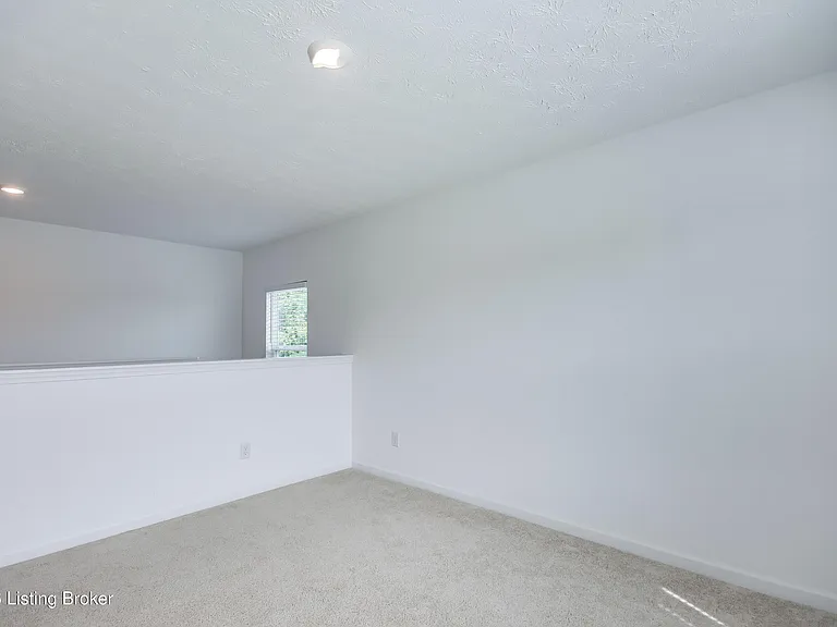 17010 Meander Way — Photo 45