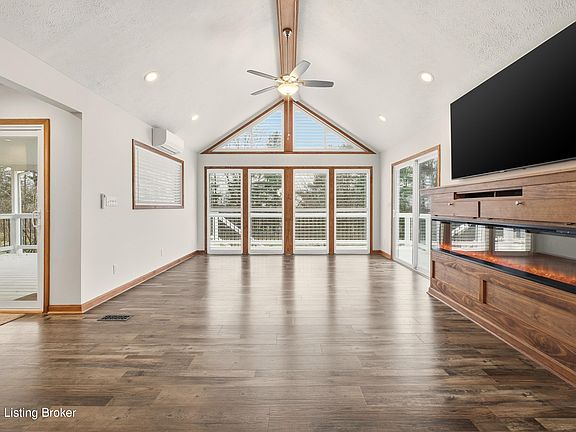4th image of 5500 Highpoint Dr