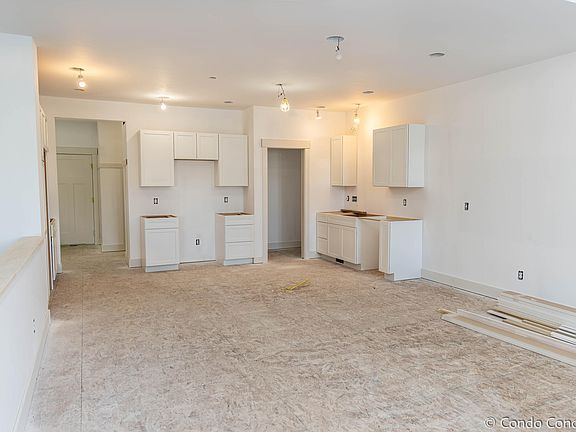 4th image of 6622 Shoreside Ct