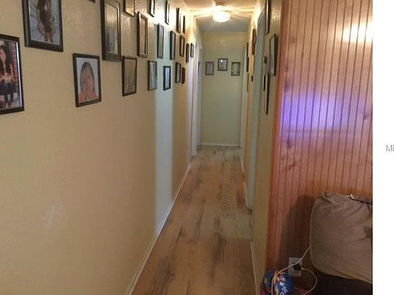 4th image of 1875 NE Voss Oaks Cir