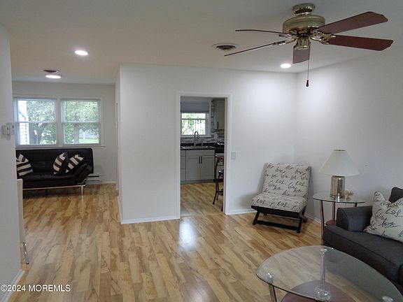 3rd image of 62 Keene Street