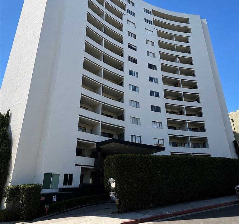 1st image of 7250 Franklin Ave Unit 310