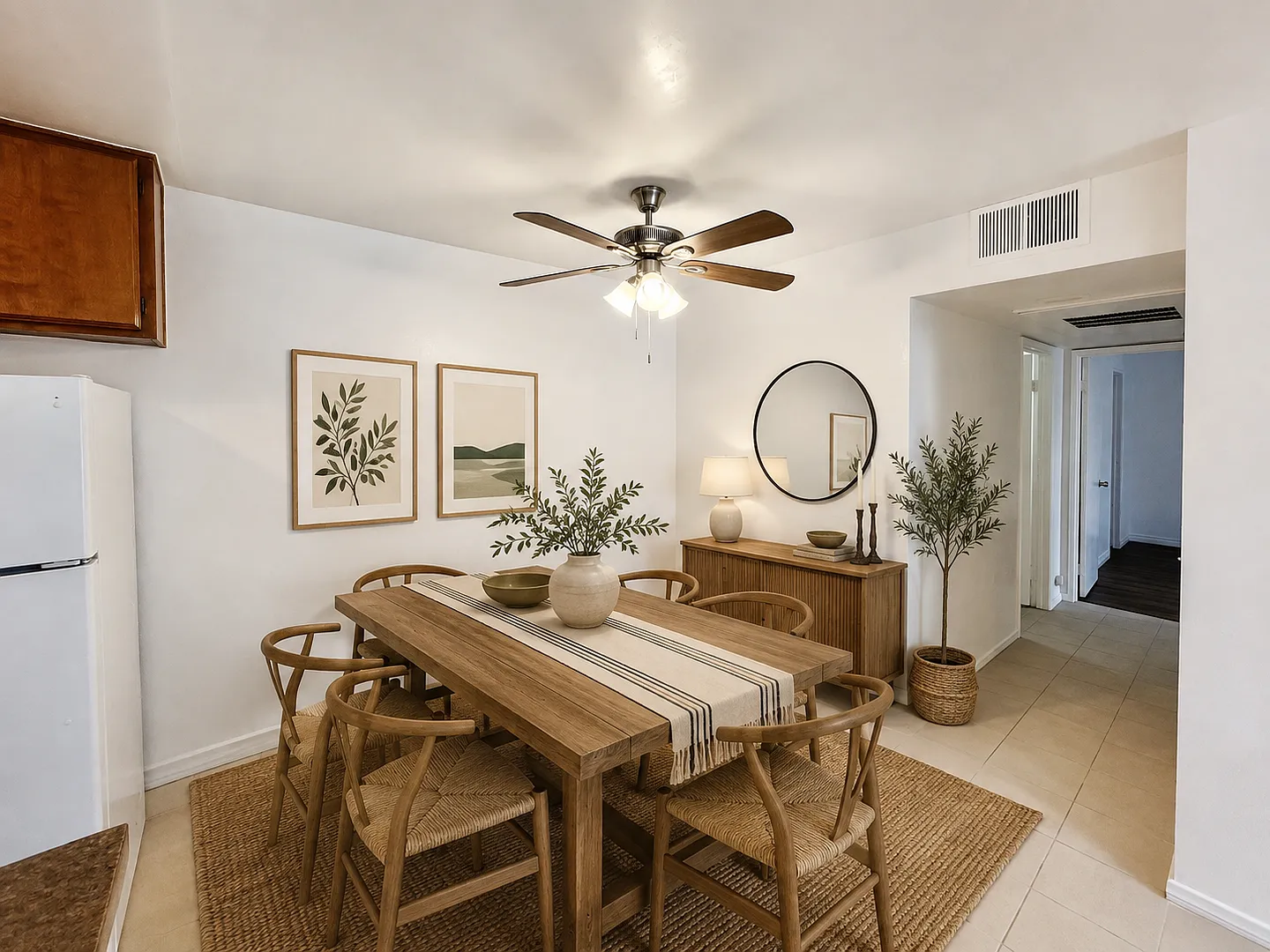 2BD/2BTH with Private Patio, Walk-In Closet, Onsite Laundry, and Off-Street Parking! — Photo 2