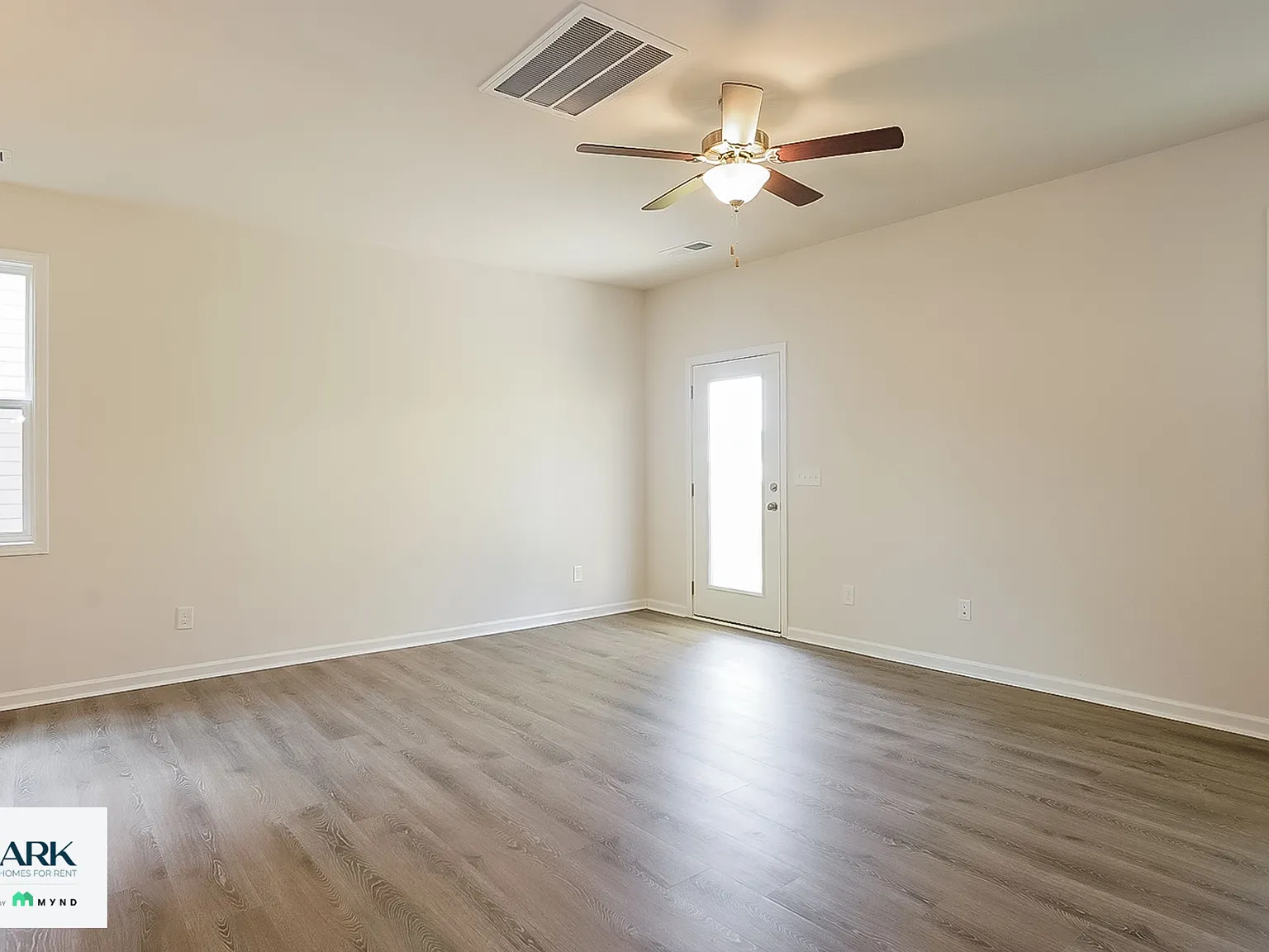 4 bed, 3.0 bath, 2025 sqft, $2,296 — Photo 2