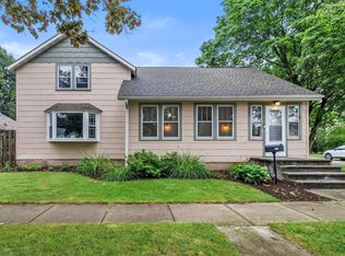 501 Haskins STREET, Lake Geneva, WI 53147