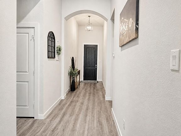 4th image of 17163 Crimson Crest Dr