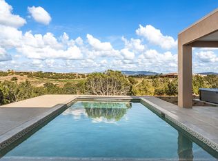 9 Tamarisk Trl, Santa Fe, NM 87506
