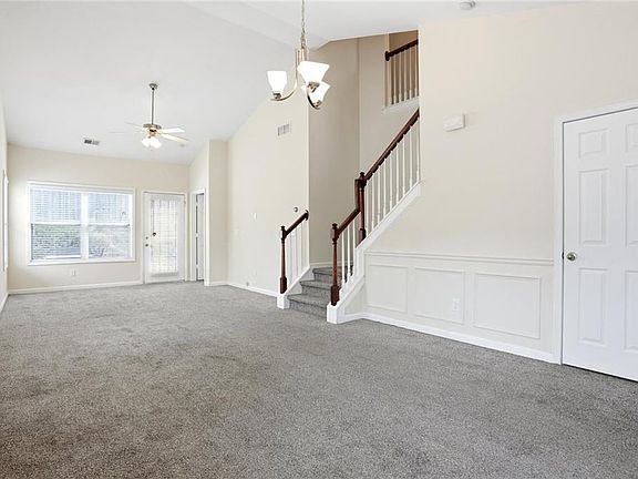 5th image of 2555 Flat Shoals Rd APT 401