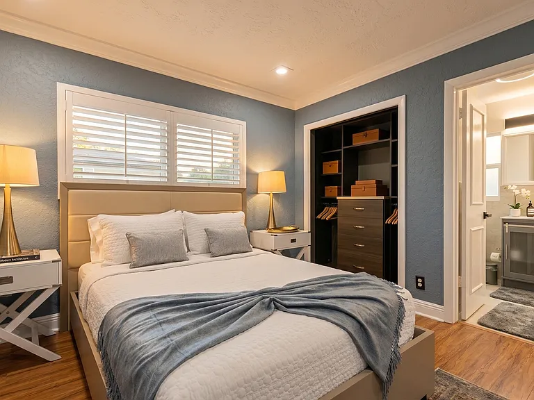 5841 Bayview Dr — Photo 32