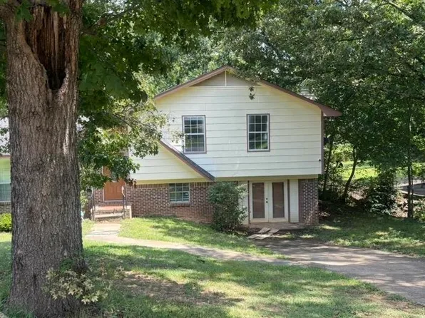2633 6th St NE, Birmingham, AL 35215