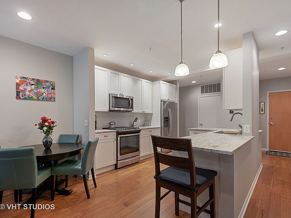 4th image of 1415 Sherman Ave APT 205