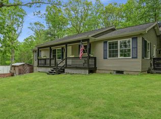 127 Neversink Rd, Shohola, PA 18458