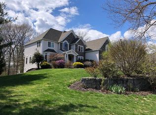 6 Connelly Hill Rd, Hopkinton, MA 01748