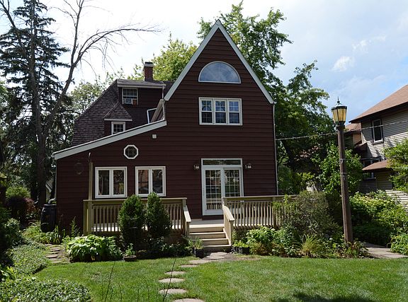 2nd image of 205 N Evergreen Ave