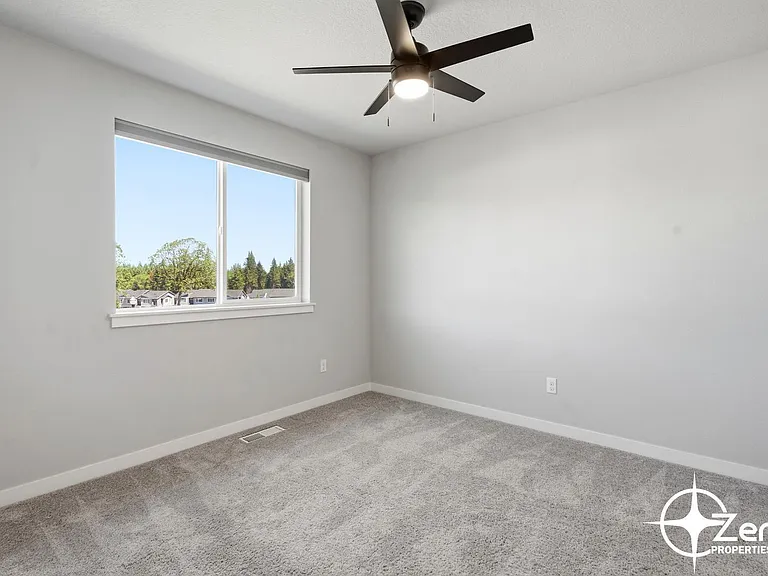 4326 NE 182nd St — Photo 18