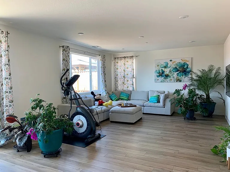 2050 Brighton Dr — Photo 40