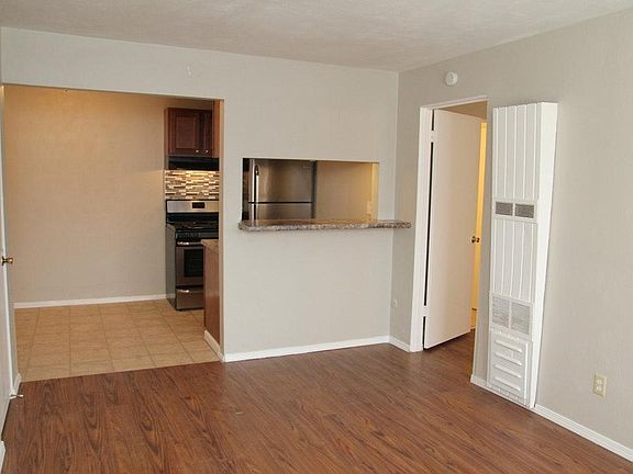4th image of 7457 Williams Ave