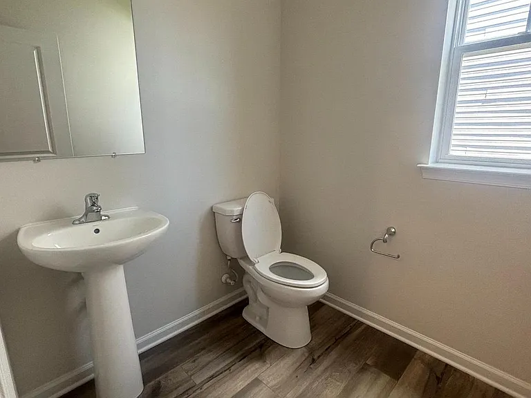 28 Forest Grove Ave #248 — Photo 14