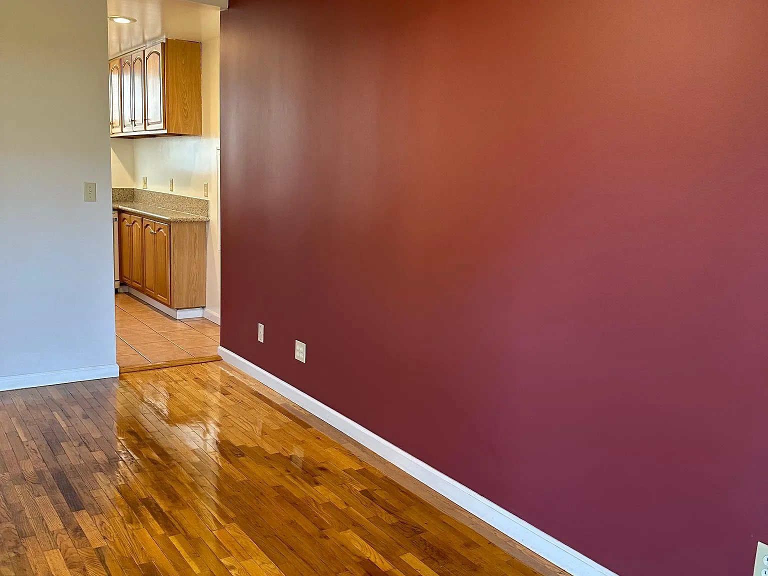 Studio, 325 sqft, $1,695 — Photo 3