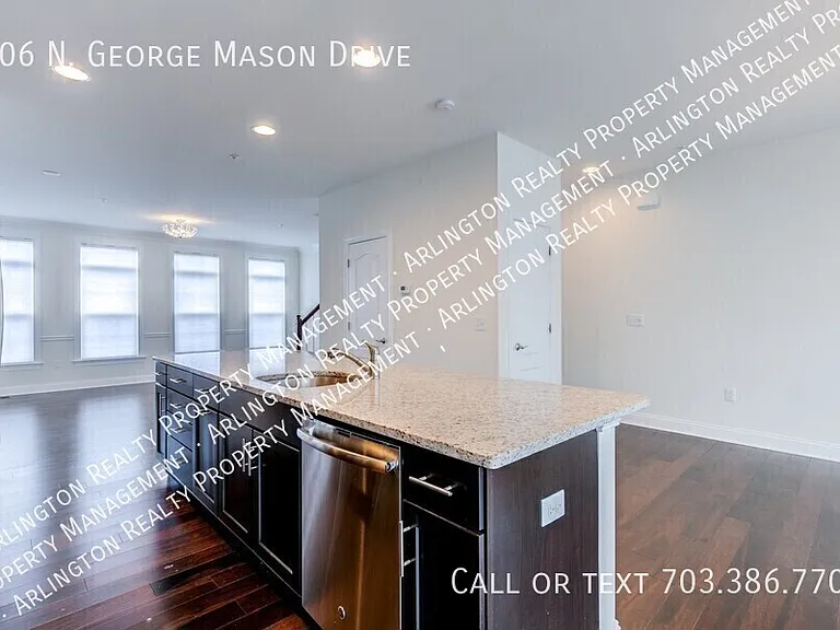 306 N George Mason Dr — Photo 6