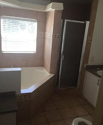 3rd image of 13024 Cozy Trail Ln