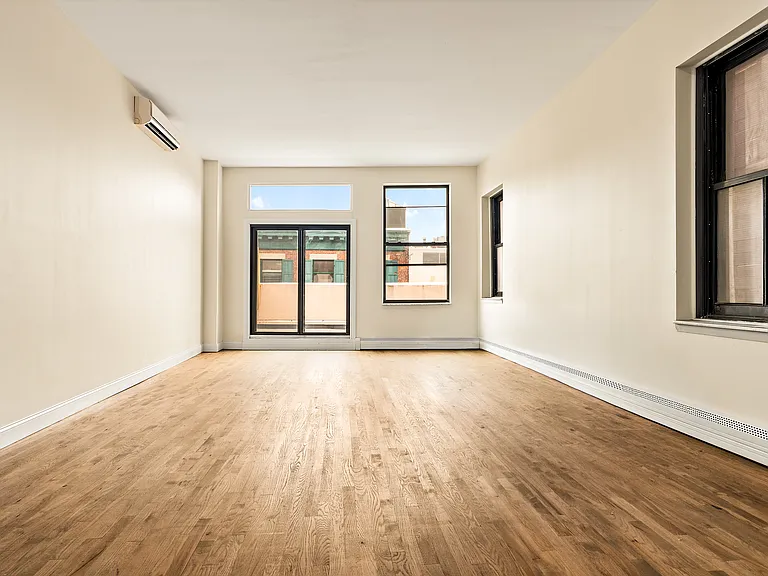 264 Water St #PHA — Photo 1