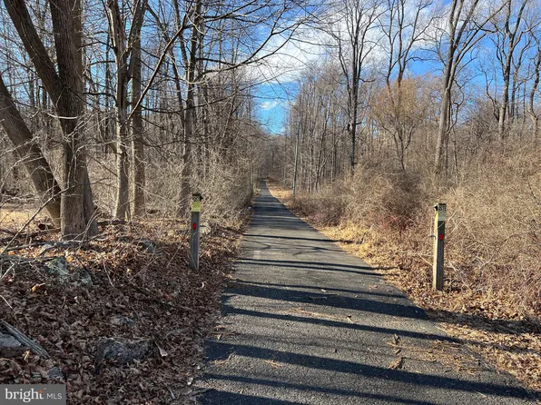 300-308 Conrad Rd, Barto, PA 19504