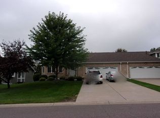 3031 Linden Dr, New Brighton, MN 55112
