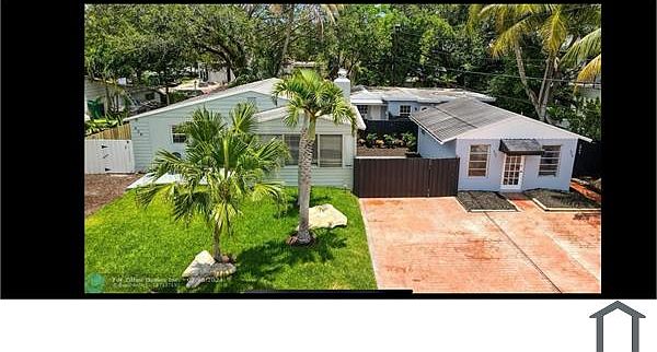 1st image of 424 NE 16th Ave