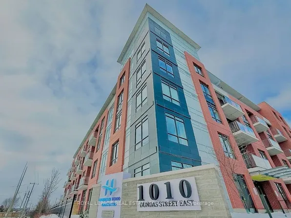 1010 Dundas St E, Whitby, ON